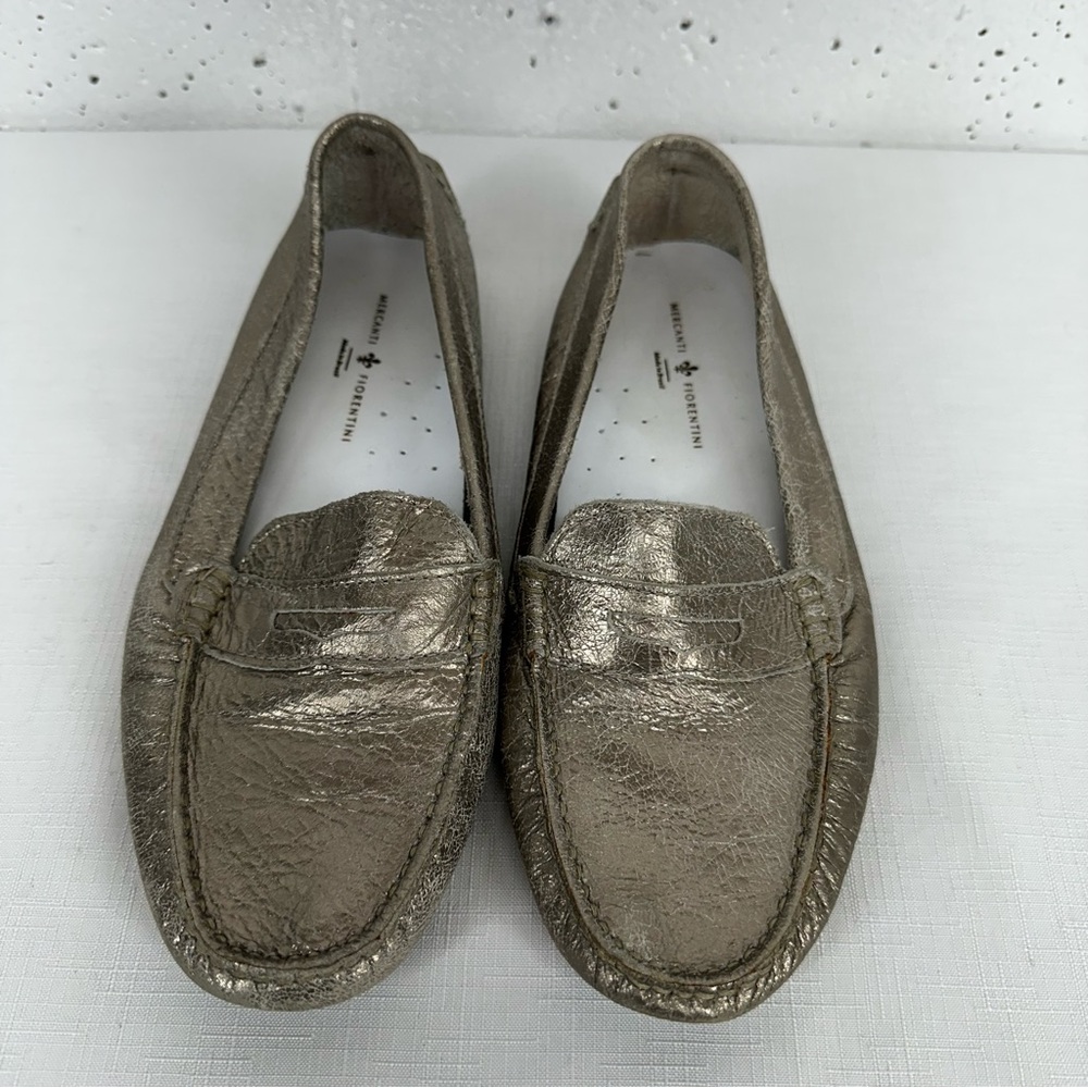 Mercanti Fiorentini Women’s size 8 Distressed Silver Leather Driving Loafers